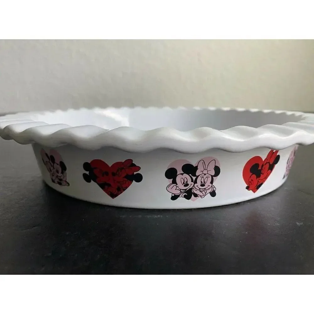 DISNEY MICKEY MINNIE MOUSE‎ VAlentine’s PIE DISH BOWL Round 9” Ceramic New